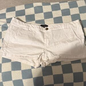 Express Women's Cream Jean Shorts